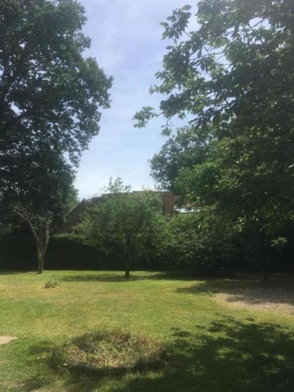 Au Charme Du Lac Piscine & Spa 2 Forges-les-Eaux Esterno foto